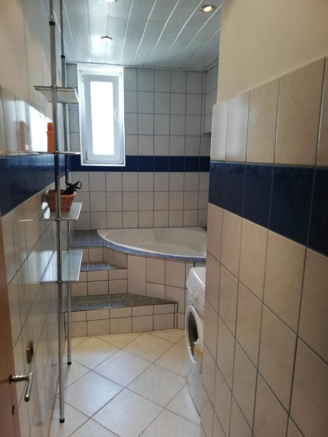 Apartment Beautiful, Spacious And Cheap Wien